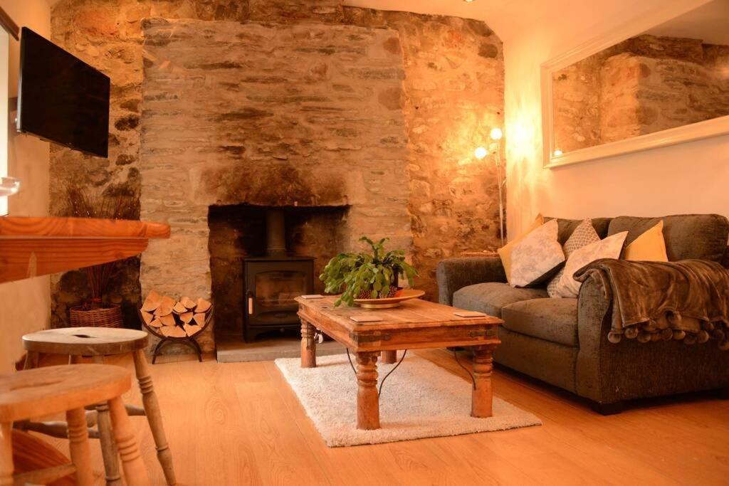The Cottage Gairlochy Spean Bridge Buitenkant foto
